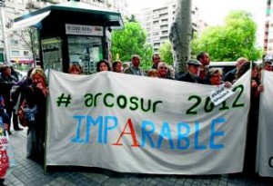 Vecinos de Arcosur, durante una protesta reivindicativa.